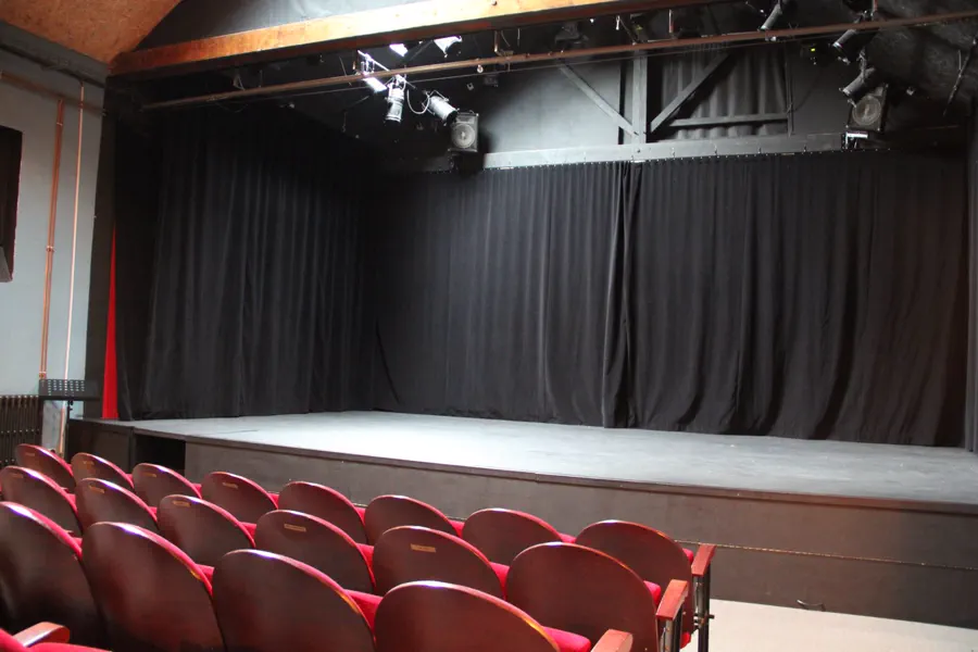 Scène du Théâtre de la Rue de Belleville